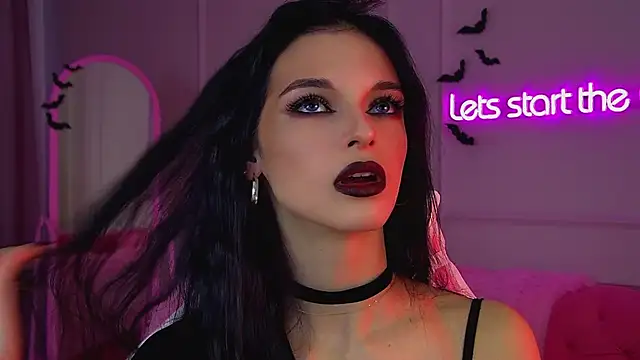 Snapshot of BeverlyMost chatting on November 2, 2025, 6:29 am BeverlyMost online show from November 2, 2025, 6:29 am