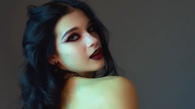 Snapshot of BeverlyMost chatting on November 22, 2025, 6:34 am BeverlyMost online show from November 22, 2025, 6:34 am