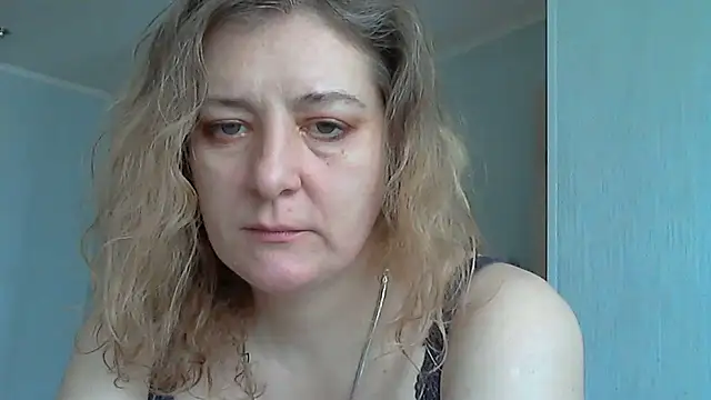 WriterInna44 online show from March 6, 2025, 8:30 am