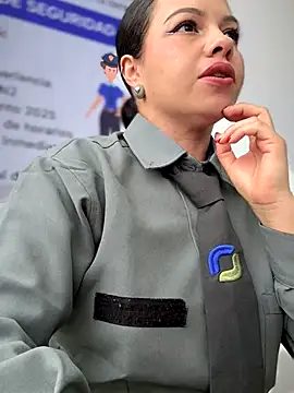 Snapshot of Ariana-07 chatting on December 4, 2025, 2:27 pm Ariana-07 online show from December 4, 2025, 2:27 pm