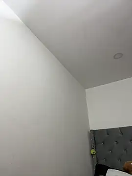 KarlaWild online show from November 23, 2025, 4:55 am