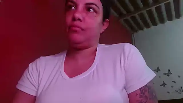 Snapshot of Tammyymilf chatting on November 21, 2025, 9:36 pm Tammyymilf online show from November 21, 2025, 9:36 pm