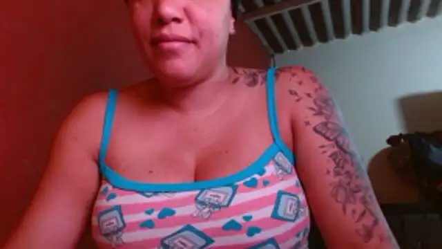 Snapshot of Tammyymilf chatting on November 8, 2025, 4:21 pm Tammyymilf online show from November 8, 2025, 4:21 pm