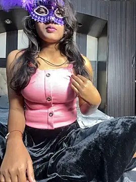 Richa Madness online show from February 1, 2025, 2:02 pm
