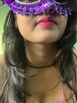 Richa Madness online show from February 2, 2025, 5:15 pm