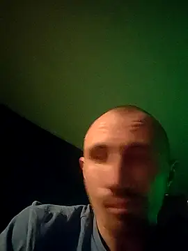 Snapshot of Mechanix12 chatting on July 7, 2026, 8:56 pm Mechanix12 online show from July 7, 2026, 8:56 pm