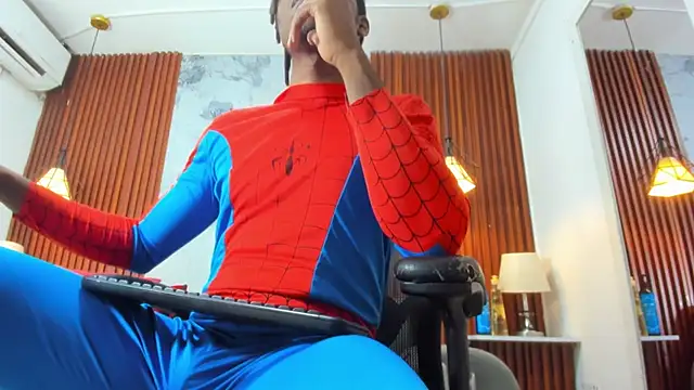 xxxhotbbc online show from October 31, 2025, 8:27 pm