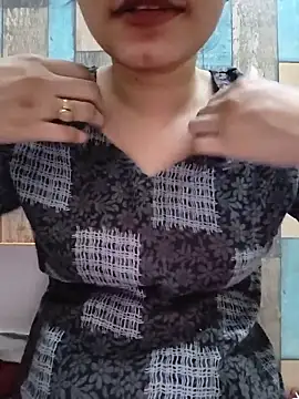 cute IndianBabe online show from May 18, 2026, 12:44 am