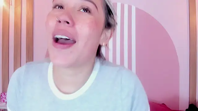 Lannajansen online show from March 17, 2026, 1:14 pm