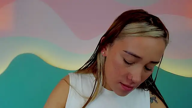 Lannajansen online show from November 5, 2025, 1:03 pm