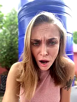 Snapshot of White_Lu chatting on November 24, 2025, 2:11 am White Lu online show from November 24, 2025, 2:11 am