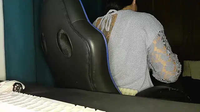 Snapshot of bunnyfox420 chatting on November 22, 2025, 7:24 pm bunnyfox420 online show from November 22, 2025, 7:24 pm