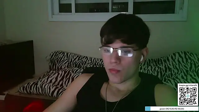 Snapshot of vitorsafado19 chatting on October 20, 2025, 2:57 am vitorsafado19 online show from October 20, 2025, 2:57 am