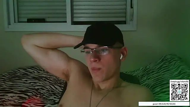 vitorsafado19 online show from October 27, 2025, 1:28 am