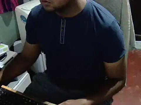 Snapshot of lolboy1234Z chatting on September 17, 2025, 5:59 pm lolboy1234Z online show from September 17, 2025, 5:59 pm