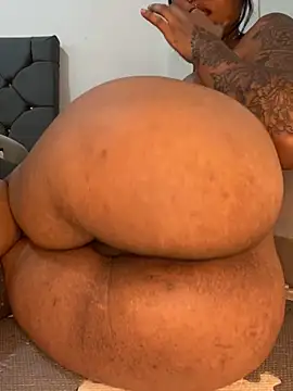 Snapshot of Charlotte_bronxxx chatting on September 27, 2025, 8:59 pm Charlotte bronxxx online show from September 27, 2025, 8:59 pm