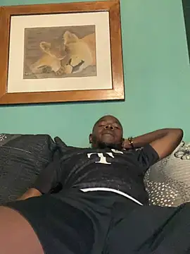 Snapshot of clipper12 chatting on April 15, 2026, 9:04 pm clipper12 online show from April 15, 2026, 9:04 pm