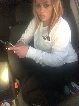 barbieinbondage7 online show from February 2, 2026, 1:37 am