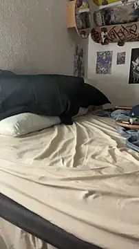 paullliliu online show from September 23, 2025, 9:16 am