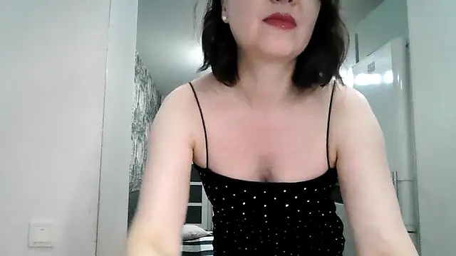 Snapshot of Victoria_Glam chatting on December 19, 2025, 3:47 pm Victoria Glam online show from December 19, 2025, 3:47 pm