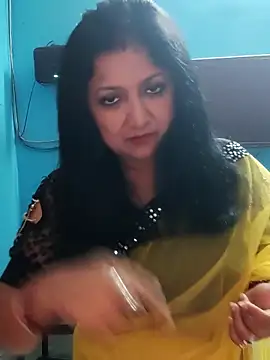 horny lizia online show from February 22, 2026, 4:08 pm