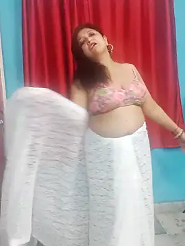 horny lizia online show from December 2, 2025, 7:04 pm