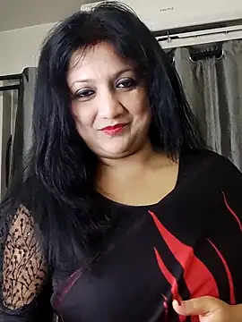 horny lizia online show from July 9, 2026, 4:50 pm