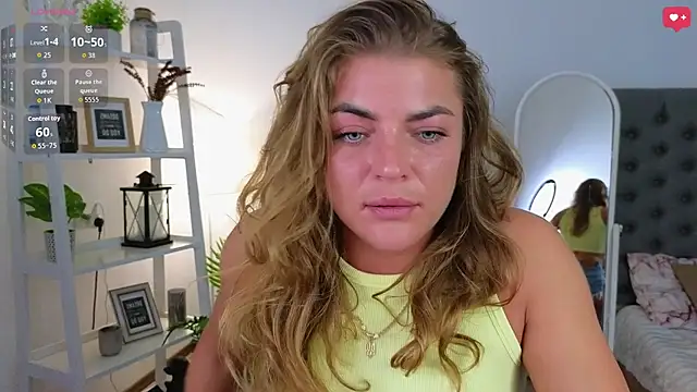 Donna Sun online show from September 28, 2025, 8:54 am