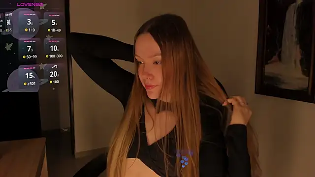 Snapshot of eilynxx chatting on November 28, 2025, 9:31 am eilynxx online show from November 28, 2025, 9:31 am