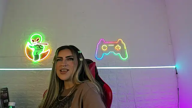 Snapshot of Valka_praskov chatting on December 2, 2025, 1:13 pm Valka praskov online show from December 2, 2025, 1:13 pm