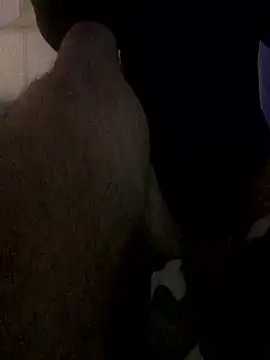 Snapshot of Pilote19 chatting on December 15, 2025, 7:20 pm Pilote19 online show from December 15, 2025, 7:20 pm