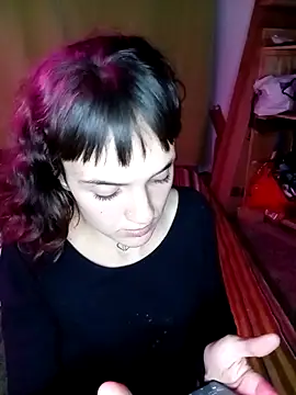 parejarica420 online show from April 12, 2026, 12:25 am