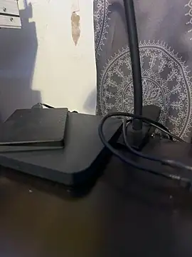 luiriv04 online show from December 20, 2025, 3:53 am
