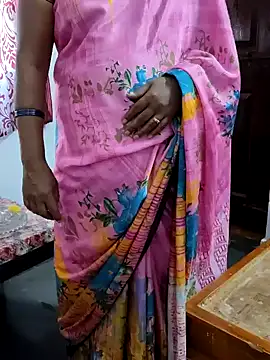 Snapshot of laxmitelugu78 chatting on January 28, 2025, 7:32 am laxmitelugu78 online show from January 28, 2025, 7:32 am