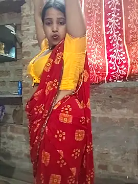 Snapshot of Simrandeshipp chatting on June 12, 2026, 10:02 am Simrandeshipp online show from June 12, 2026, 10:02 am