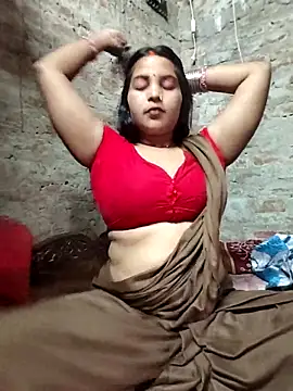 Snapshot of Simrandeshipp chatting on May 9, 2026, 4:54 pm Simrandeshipp online show from May 9, 2026, 4:54 pm