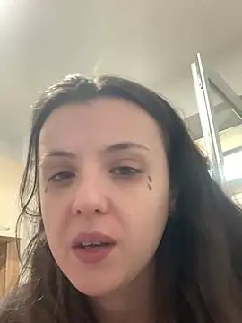 bunnythetailor online show from May 10, 2026, 5:55 am