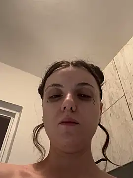 Snapshot of bunnythetailor chatting on February 1, 2025, 1:55 am bunnythetailor online show from February 1, 2025, 1:55 am