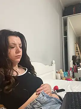 bunnythetailor online show from April 4, 2026, 6:36 pm