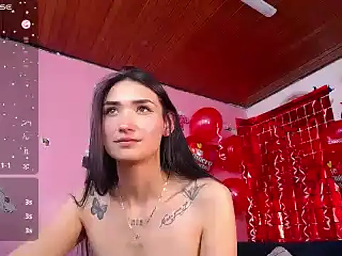 Sofii cutee online show from February 12, 2025, 7:02 pm