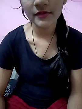 Snapshot of Tanu-00 chatting on October 2, 2025, 1:47 pm Tanu-00 online show from October 2, 2025, 1:47 pm
