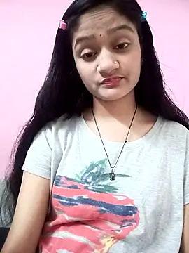 Snapshot of Tanu-00 chatting on October 8, 2025, 4:19 pm Tanu-00 online show from October 8, 2025, 4:19 pm