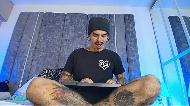 kaletattoo online show from March 10, 2026, 11:14 am