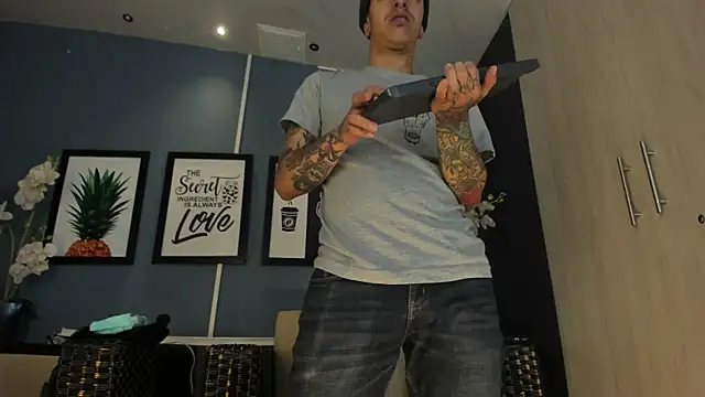 kaletattoo online show from January 6, 2026, 11:03 am