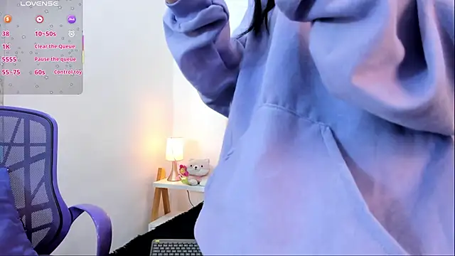 Snapshot of esmeralda06 chatting on February 10, 2026, 12:59 pm esmeralda06 online show from February 10, 2026, 12:59 pm