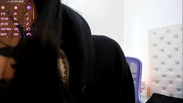 Snapshot of esmeralda06 chatting on February 5, 2026, 12:12 pm esmeralda06 online show from February 5, 2026, 12:12 pm