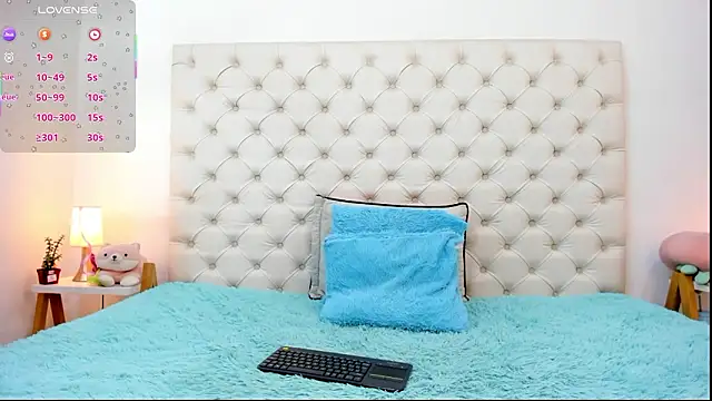 esmeralda06 online show from March 5, 2026, 12:02 pm