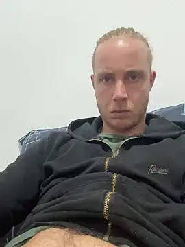 Snapshot of vikingodorado chatting on March 20, 2025, 7:46 pm vikingodorado online show from March 20, 2025, 7:46 pm