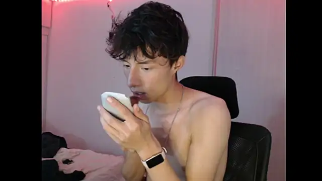 Juanmres online show from November 7, 2025, 10:57 pm