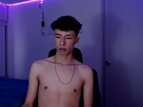 Snapshot of Juanmres chatting on March 3, 2026, 9:44 pm Juanmres online show from March 3, 2026, 9:44 pm